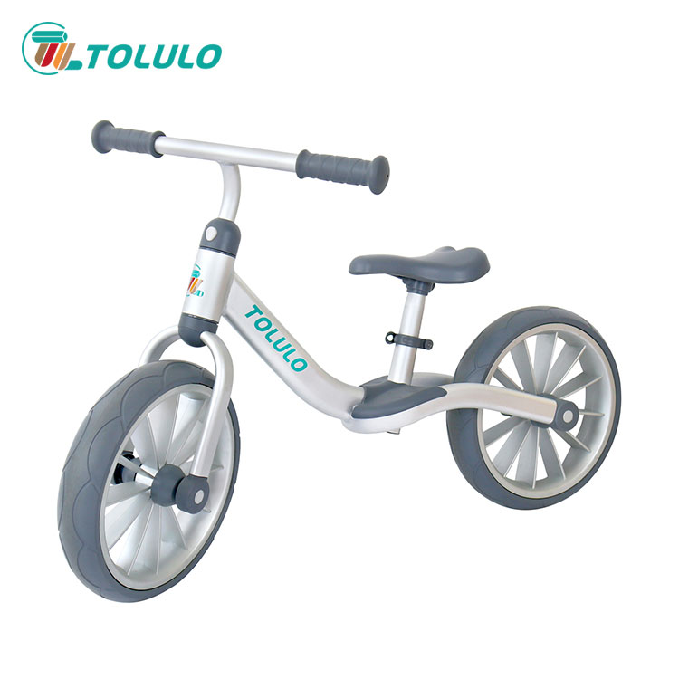 Bicicletă de echilibru de 12 inci